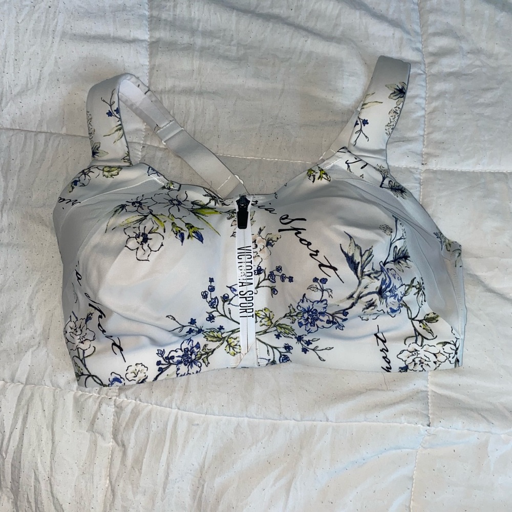 Victoria Secret Sports Bra